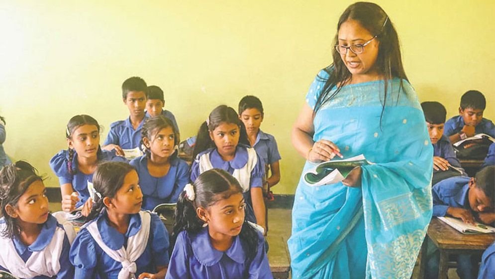প্রাথমিকেও অনলাইন ক্লাস নিয়ে আলোচনা, অফলাইনে পাঠদানের পরামর্শ শিক্ষকদের