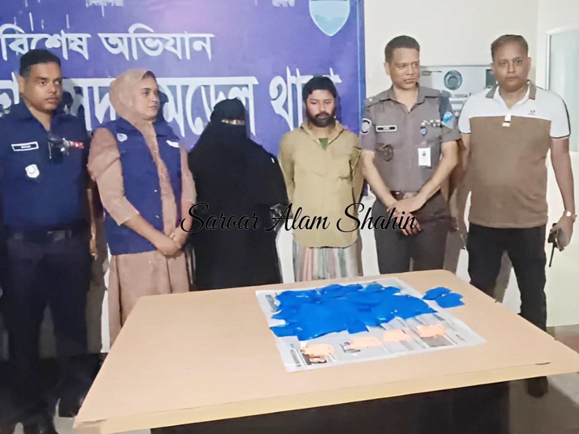 শহরে ইয়াবাসহ দম্পতি আটক,নেতৃত্বে কক্সবাজার সদর ওসি শেথ মোহাম্মদ আলী