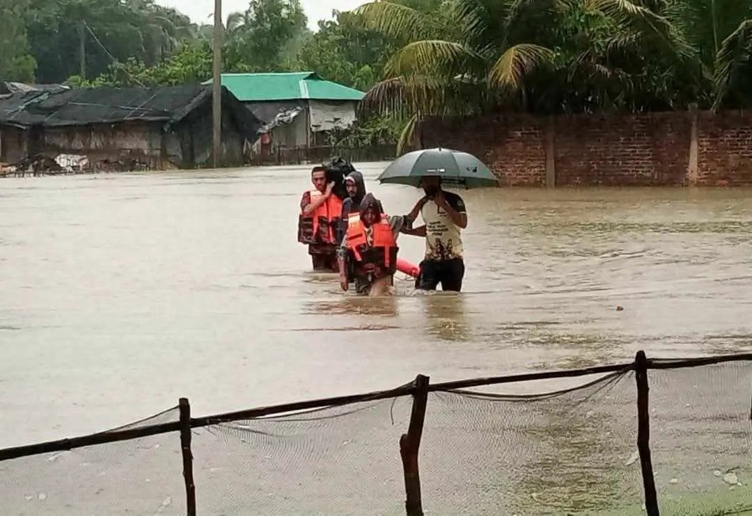 চৌফলদন্ডী ইউনিয়নের ৯টি ওয়ার্ডের শতাধিক গ্রাম প্লাবিত, হাজারো মানুষ পানিবন্দি